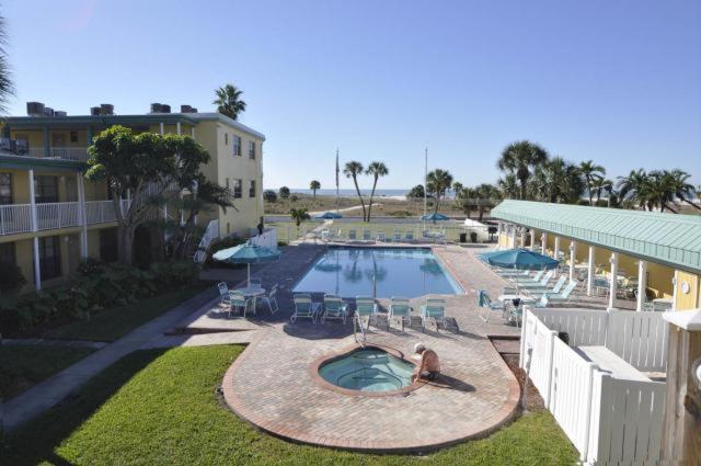 Treasure Island Beach Club 727-360-7096 St. Pete Beach Exterior photo